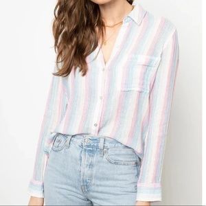 Adorable button top!